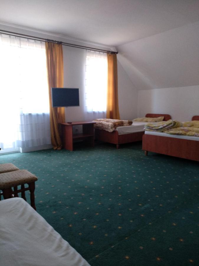 JODA Pokoje Goscinne Rewal Esterno foto